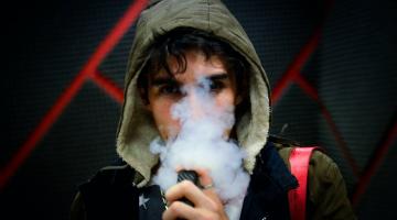 What You Need to Know About Vaping As a Beginner